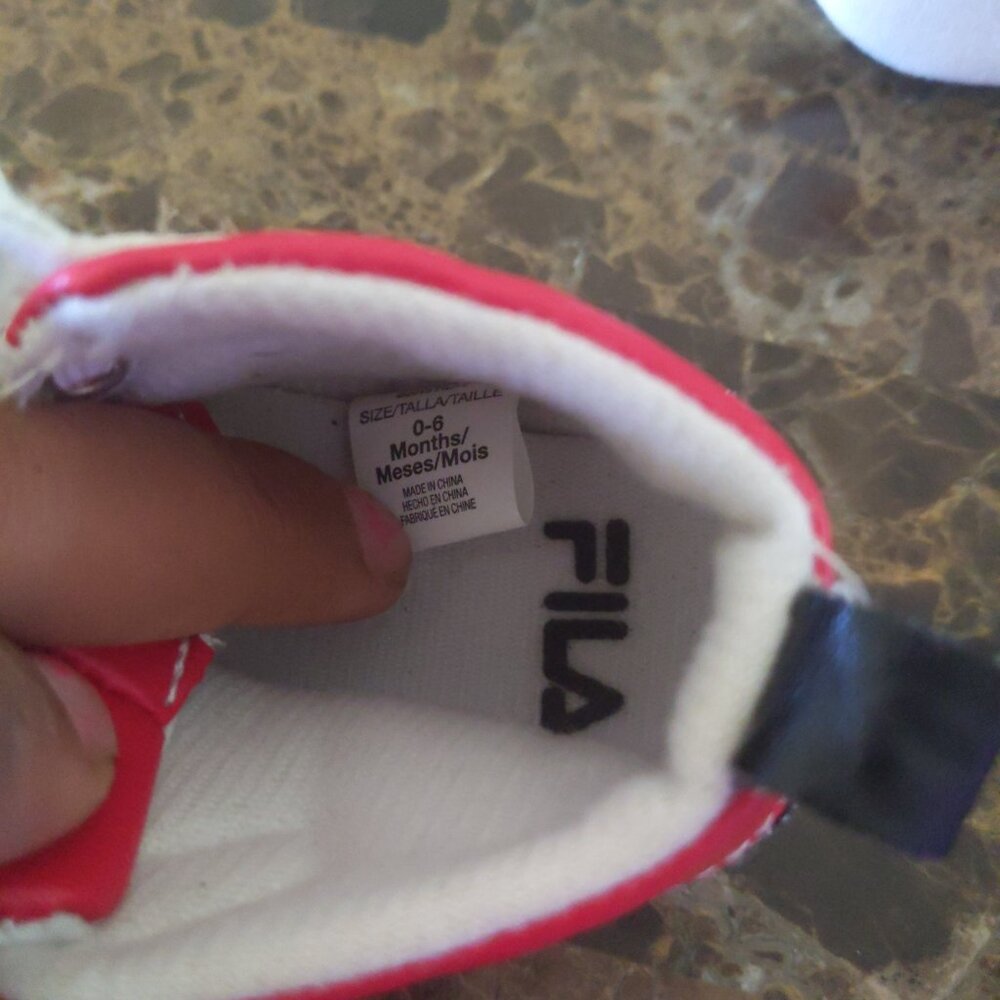 FILA BABY BOY SHOES SIZE O TO 6 MONTHS - Picture 11 of 11